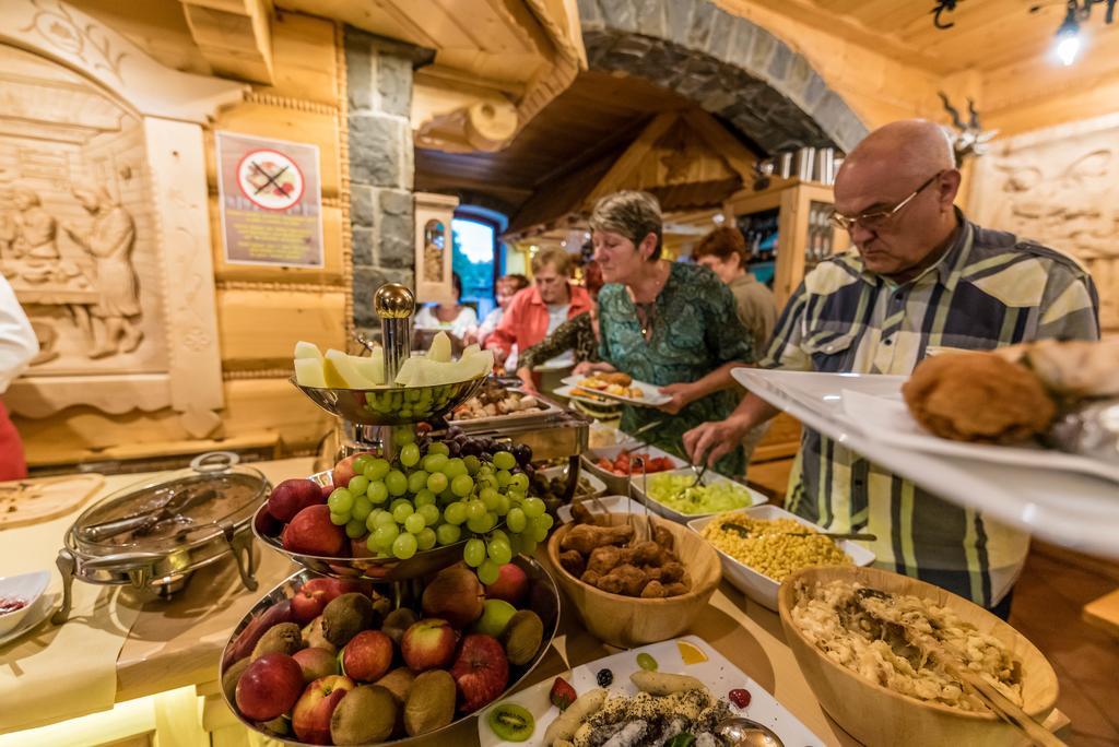 Penzion Viktoria Zdiar Bagian luar foto